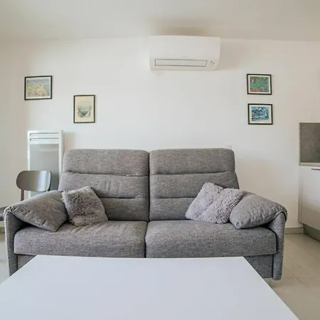 Marina Bay Apartment Antibes